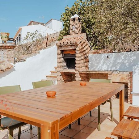 Spacious Home With Lovely Garden - Tcm Rincon de la Victoria Exterior photo