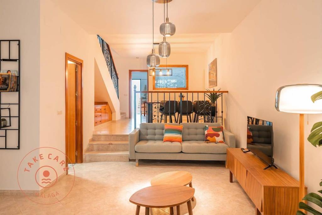 Spacious Home With Lovely Garden - Tcm Rincon de la Victoria Exterior photo