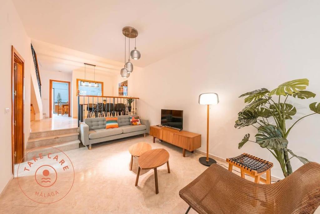 Spacious Home With Lovely Garden - Tcm Rincon de la Victoria Exterior photo